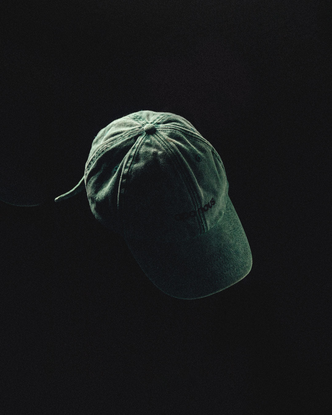 ESSENTIAL - CAP GREEN